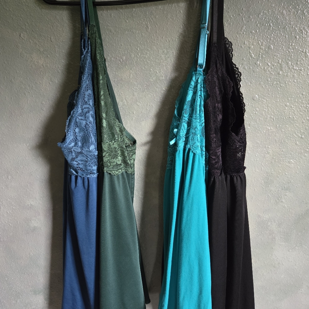 4 Of Them! - Lingerie Nighty Gown - Pajama Slip -bust Support!  - Women's Size M